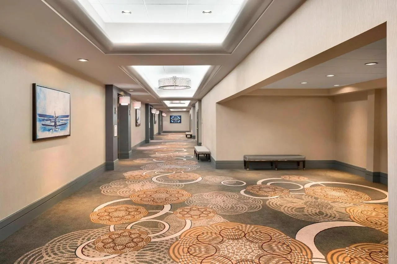 Sheraton Vancouver Airport Hotel Richmond 4*,